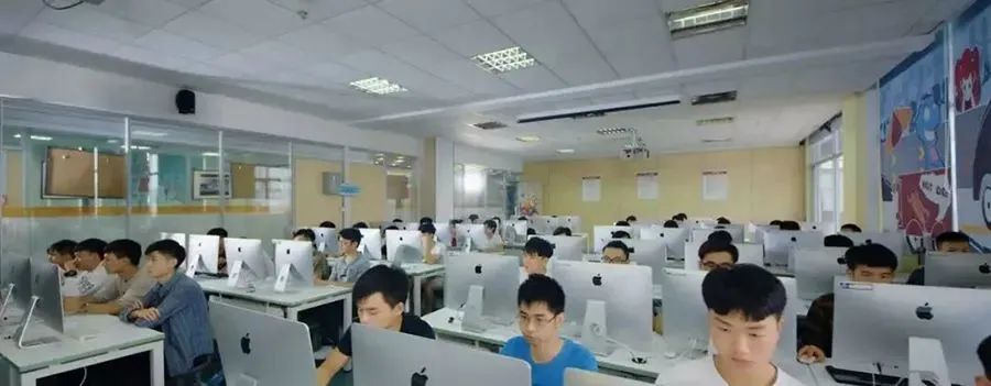 2022年广东岭南现代技师学院春季班招生(21) 2022年广东岭南现代技师学院春季班招生(21)
